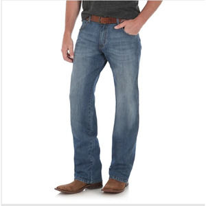 Wrangler Men’s Relaxed Straight Jeans